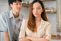 Về nhà sau 1 tuần đi công tác, tôi muốn bỏ về nhà ngoại