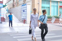  Nguyễn Thị Thành căng thẳng tới Sở giải trình "thi chui"