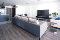 Căn hộ 200m2 đẹp lung linh sau cải tạo ở Hà Nội