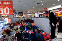 Bí mật đằng sau chiêu trò “giảm giá” cực sâu của các cửa hàng
