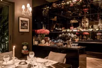 Nội thất xa hoa trong biệt thự triệu đô của NTK Thái Công