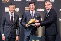 Lewandowski nhận danh hiệu Chiếc giày Vàng châu Âu