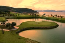 "Soi" hồ sơ Apec Group đề xuất xây dựng sân golf mới ở Hà Tĩnh