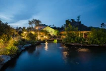 Biệt thự đậm kiến trúc Pháp rộng “thẳng cánh cò bay” ở Đà Nẵng