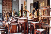 Ghé thăm 2 làng nghề gỗ toàn tỷ phú ở Việt Nam