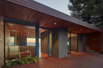 Ngỡ ngàng nhà cấp 4 ốp gỗ đẹp long lanh trên núi