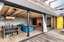 Mê mẩn ngôi nhà bằng gỗ hiện đại cho tín đồ Phật giáo 