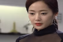 Vợ ung dung ngồi phòng mát, vẫn đánh bại nhân tình của chồng