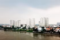 Hành lang bảo vệ sông Sài Gòn ở Thảo Điền bị giới nhà giàu “độc chiếm” ra sao?