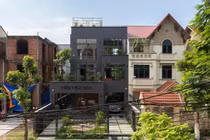 Ngôi nhà giữa Khu CN Bắc Ninh sau cải tạo đẹp ngỡ ngàng, báo ngoại khen hết lời