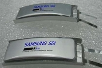 Lộ “ảnh nóng” viên pin cong dung lượng tới 6000 mAh của Galaxy X