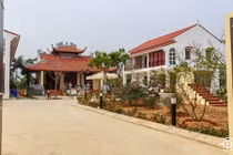 Choáng cơ ngơi rộng gần 2000m2 của ca sĩ Việt Hoàn