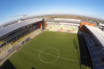 “Đột nhập” SVĐ gần 100 tuổi mà Công Phượng sắp thi đấu