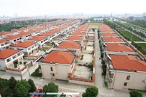 Độ giàu có bên trong ngôi làng tỷ phú, mỗi người dân đều có biệt thự