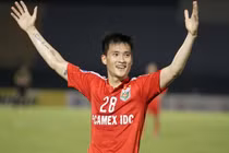 Hé lộ thu nhập và tài sản “kếch xù” của Công Vinh