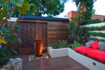 10 mẫu thiết kế sân vườn sau nhà phố đẹp lung linh