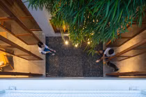 Độc đáo ngôi nhà có 3 sân vườn giữa lòng Hà Nội