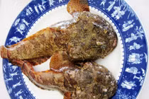 Loài cá xấu đến “rợn người” ai cũng khen ngon đắt cỡ nào?