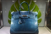 Bí mật chưa biết về chiếc túi xách được thèm muốn nhất hành tinh