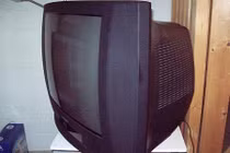 Hoài niệm những chiếc ti vi màu một thời tại Việt Nam