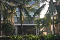 Vi phạm xả thải, khách sạn Paris Deli bị xử gần 300 triệu