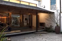 Nhà truyền thống xen lẫn hiện đại đẹp mê hồn ở Hà Nội