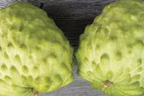 Na nhà giàu "đi máy bay" về Việt Nam.... giá chát muốn mua cũng khó