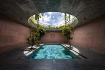 Báo Mỹ trầm trồ ngôi nhà có giếng trời khổng lồ ở An Giang