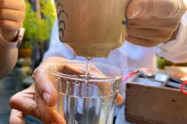 Khám phá sự huyền bí của “Chén Khổng Tử”