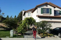 "Đọ" biệt thự triệu USD gây choáng của mỹ nhân Việt tại Mỹ