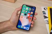 Apple chuẩn bị ngừng sản xuất iPhone X và SE
