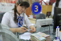Thưởng Tết 2022: Khối ngân hàng ổn định