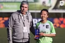 Tiền đạo Huỳnh Như gửi lời chúc tết dễ thương từ Bồ Đào Nha