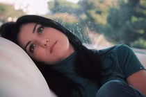 Lén mẹ chồng đi tắm gội trong thời gian ở cữ, tôi bị bắt quả tang