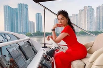 Giữa lùm xùm tiểu tam, soi tài sản đồ sộ của Quỳnh Thư