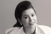 Con trai bà Lê Hoàng Diệp Thảo mua cà phê tặng BS chống Covid-19 