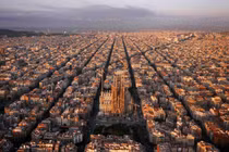Những ngôi nhà Barcelona cực lạ mắt nhìn từ trên cao