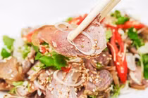 Thực phẩm tuyệt vời "mạnh hơn Viagra" quý ông nên ăn trước khi "lâm trận"