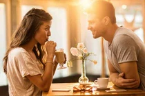 Ngày đầu anh tôi xem mắt, bạn gái đưa 3 yêu cầu khó đỡ 