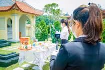 Những dịch vụ hút khách giúp tiểu thương “hốt bạc” dịp Lễ Vu lan