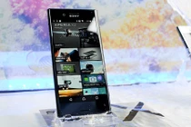 Sony Xperia XZ Premium ra mắt tại VN với giá 18,5 triệu