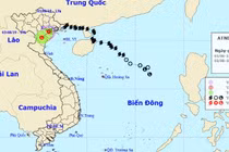 “Ăn chơi không sợ mưa rơi”: Đội bàn ra đón bạn nhậu ngay giữa trời bão