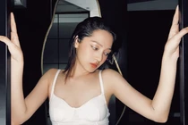 Sự khiếm nhã quanh tin đồn Bảo Anh, Midu mang thai