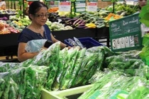 Khi rau đắt hơn thịt lại không cần giải cứu