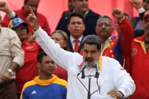 Venezuela thừa nhận nền kinh tế sụp đổ