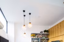 Căn nhà siêu nhỏ nhưng ngập tràn ánh nắng và rất tiện dụng nhờ thiết kế khác lạ