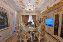 “Loá mắt” trước biệt thự dát vàng của đại gia “nức tiếng” Hải Dương