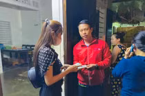 Ngỡ ngàng cuộc sống giản dị của Thủy Tiên dù sở hữu khối tài sản "khủng"