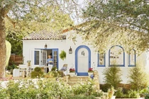 Nhà cũ kỹ trăm tuổi đẹp mê mẩn sau cải tạo