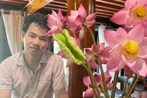 Biệt thự nhà vườn ngập hoa đẹp mê mẩn của nghệ sĩ Xuân Bắc